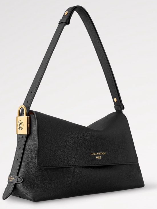 Louis Vuitton Other - Louis Vuitton Low Key Messenger flap unisex